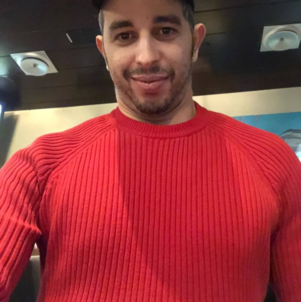 Meet your Posher, Mayer